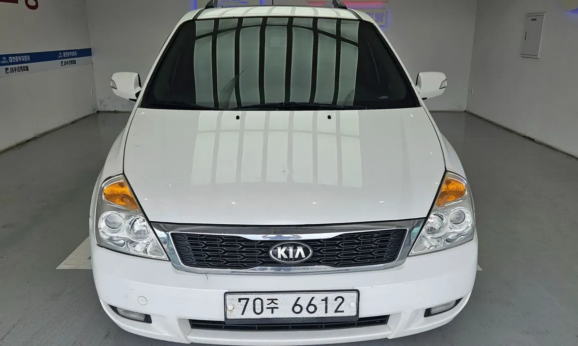 Kia Canival 2013