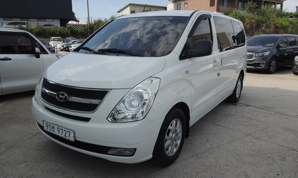 Hyundai Starex 2011