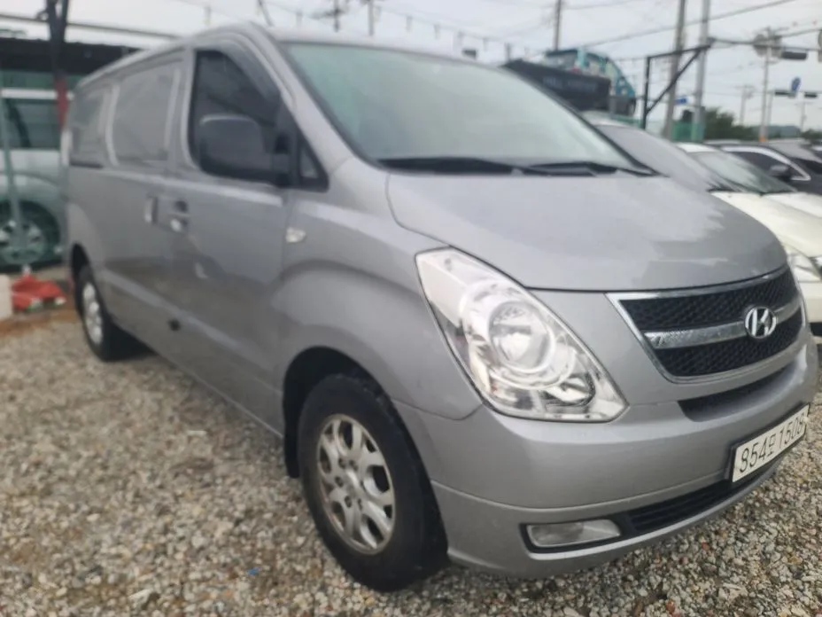 Hyundai Starex 2012