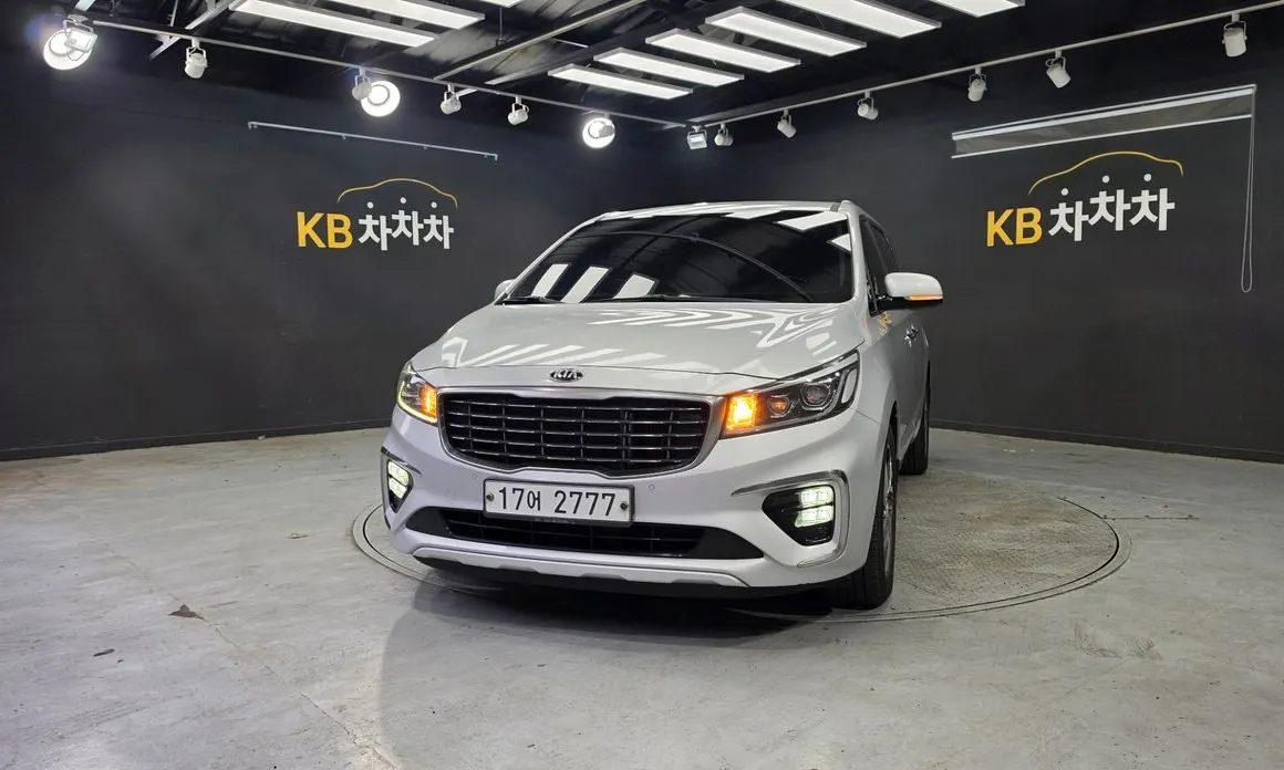 Kia Canival 2019