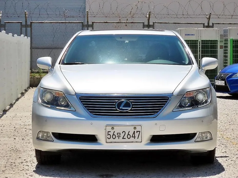 Lexus LS 2008