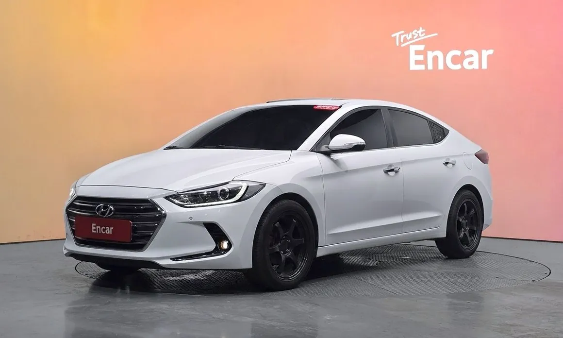 Hyundai AVANTE 2016