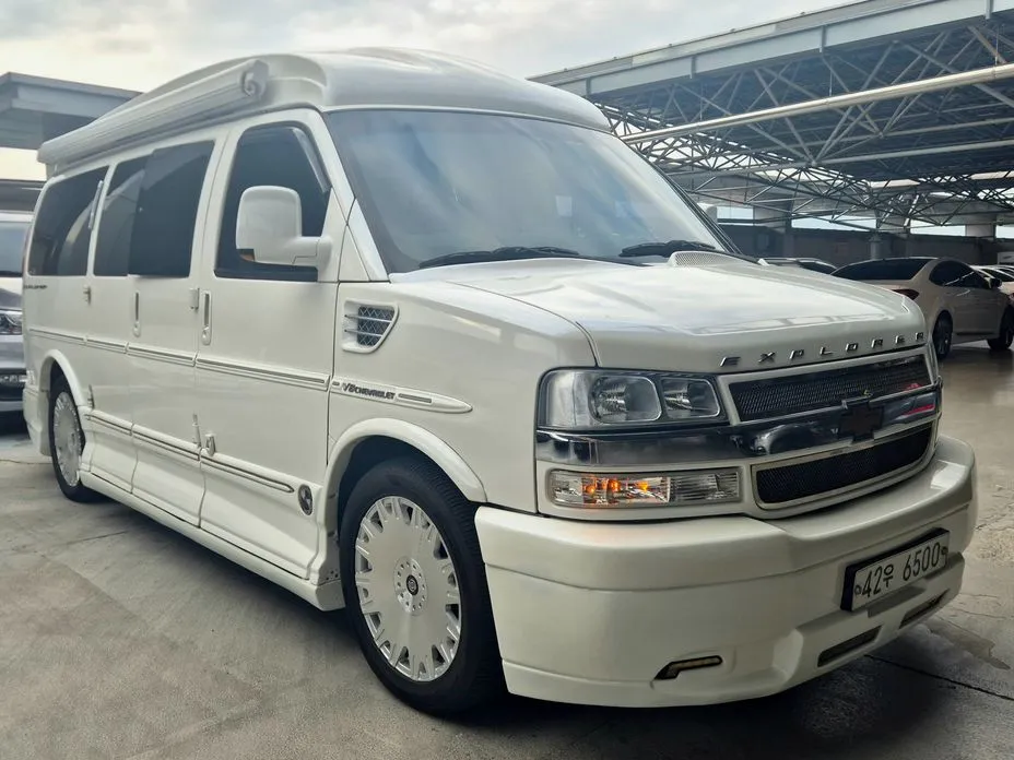 Chevrolet Express Van 2011
