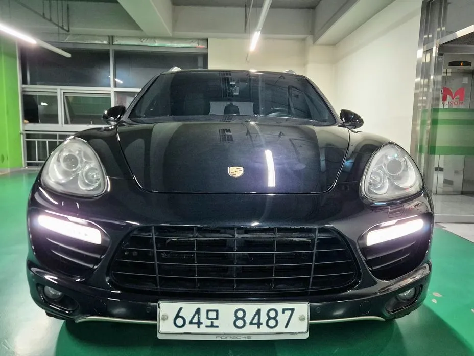 Porsche Cayenne 2011