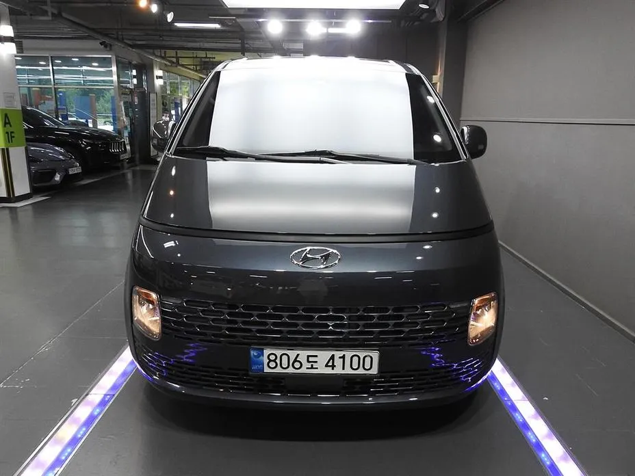 Hyundai Staria 2022