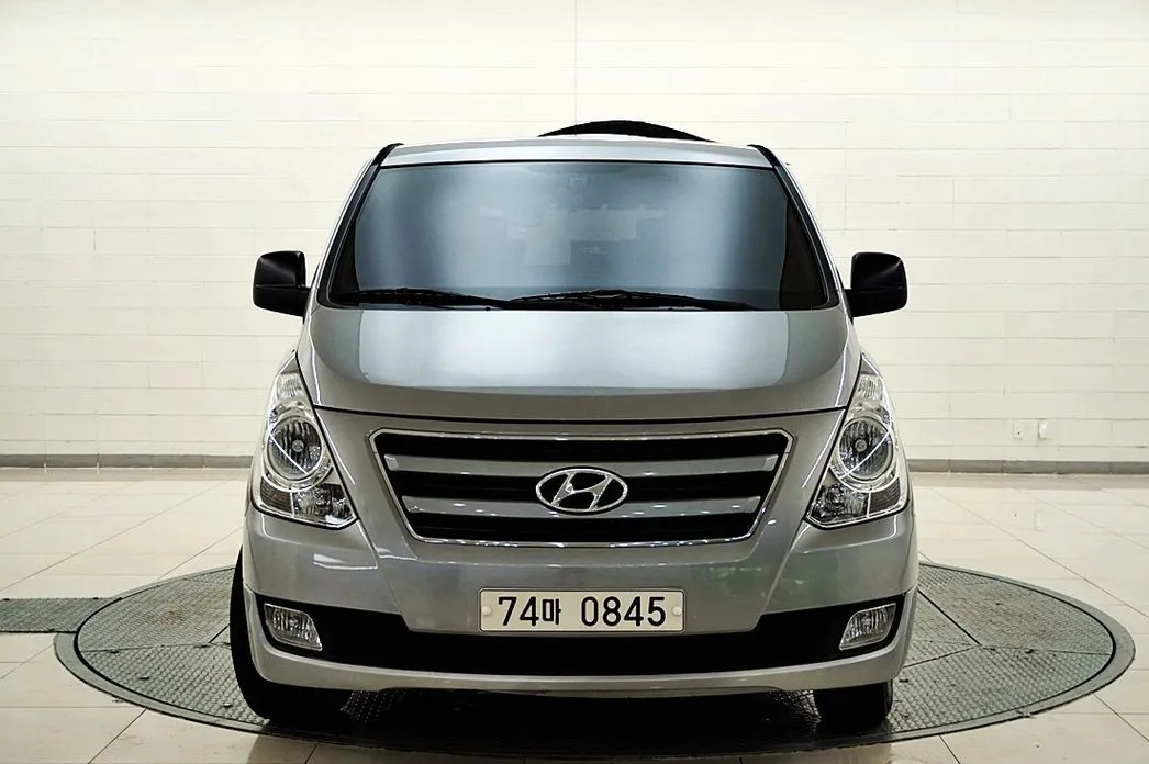 Hyundai Starex 2016