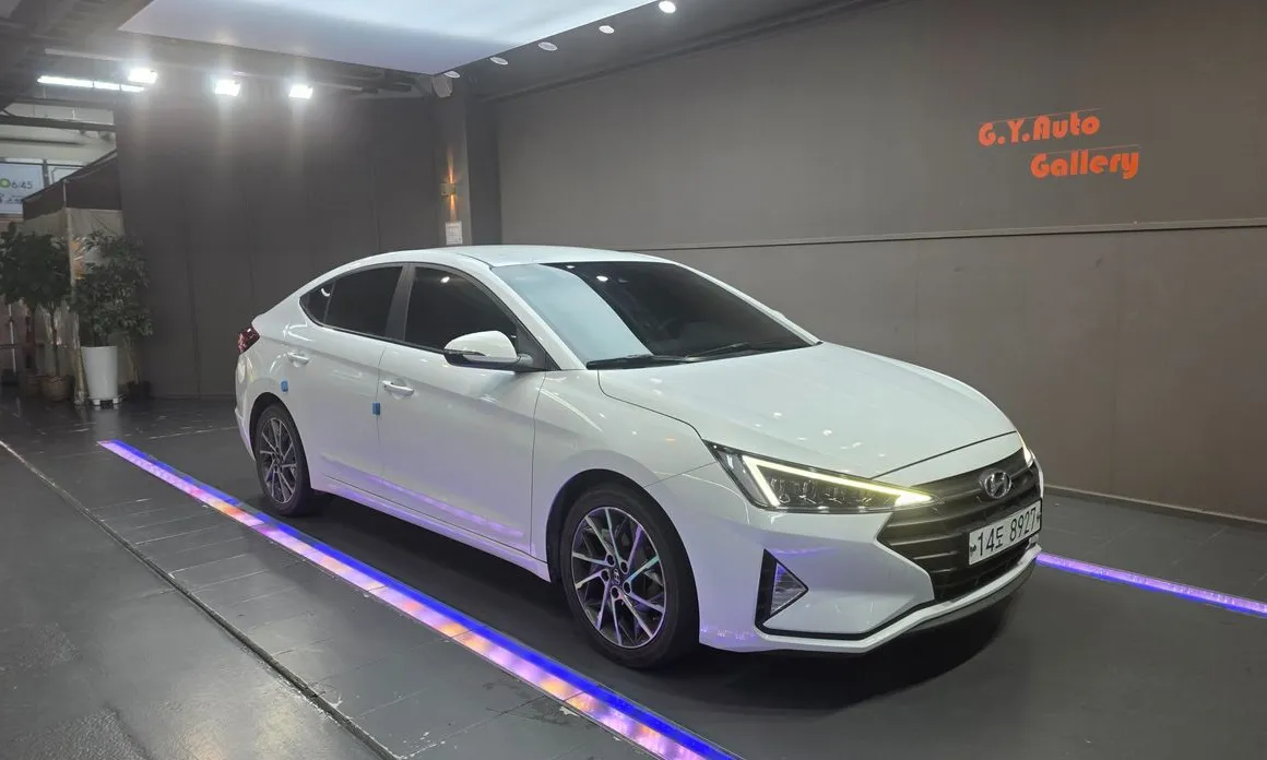 Hyundai AVANTE 2019