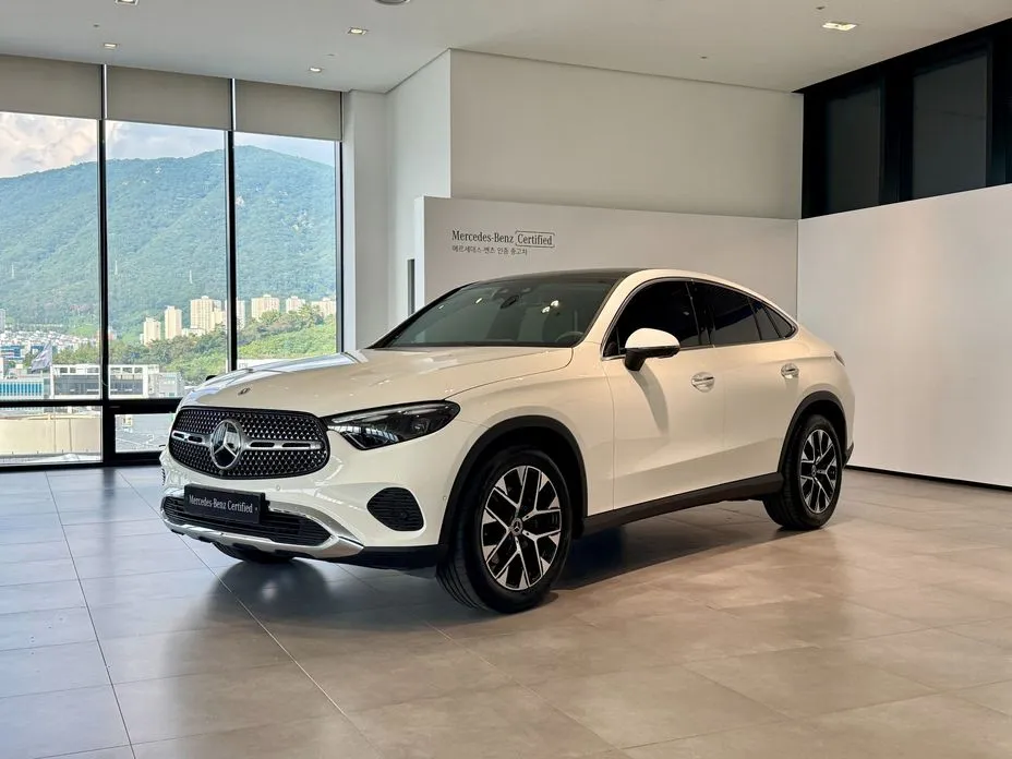 Mercedes-Benz GLC-Class 2026