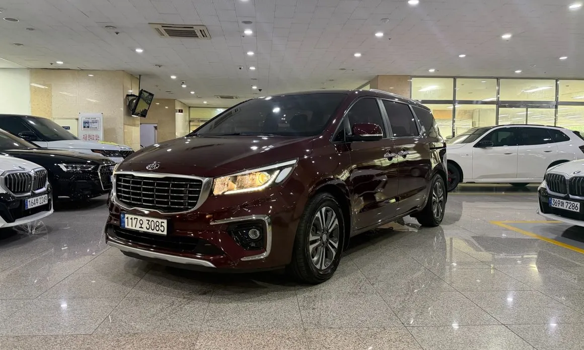 Kia Canival 2019