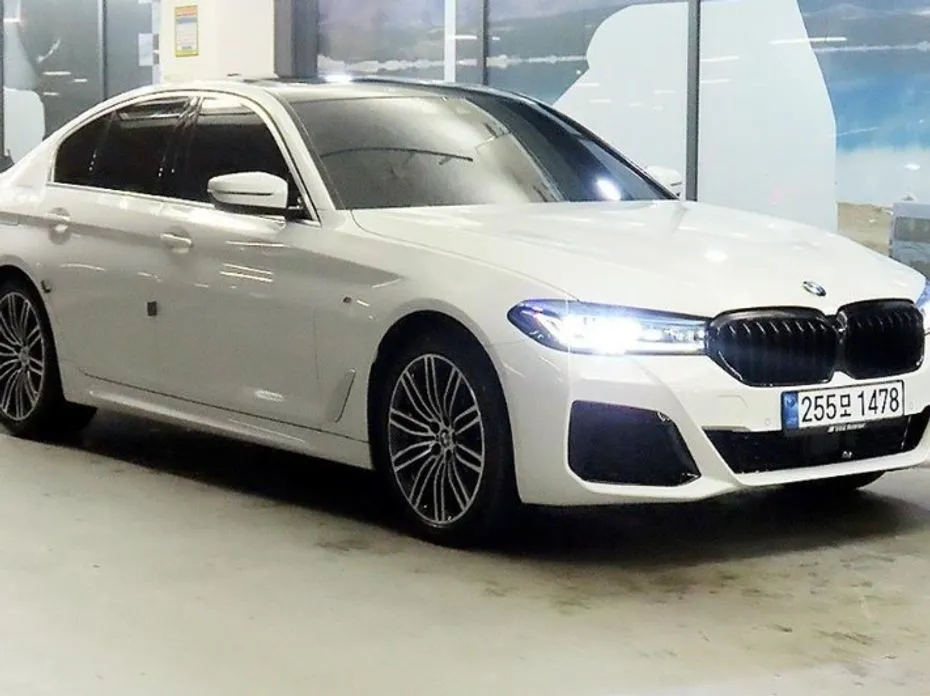 BMW 5-Series 2020