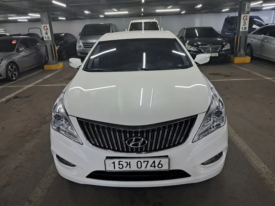 Hyundai Grandeur 2012