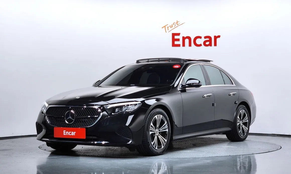 Mercedes-Benz E-Class 2025