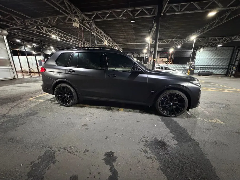 BMW X7 2025