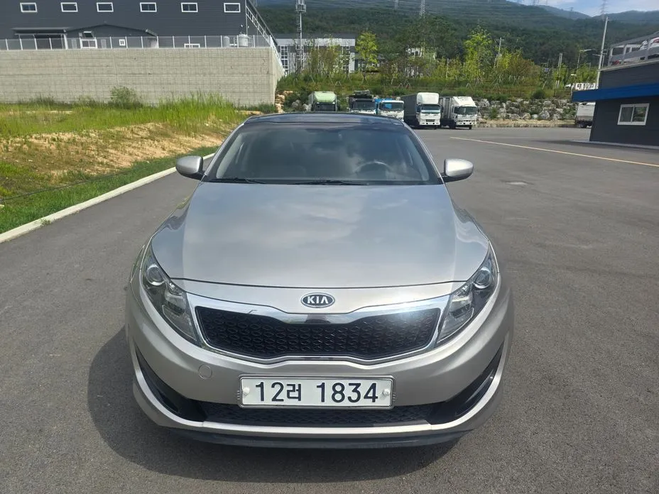 Kia K5 2011