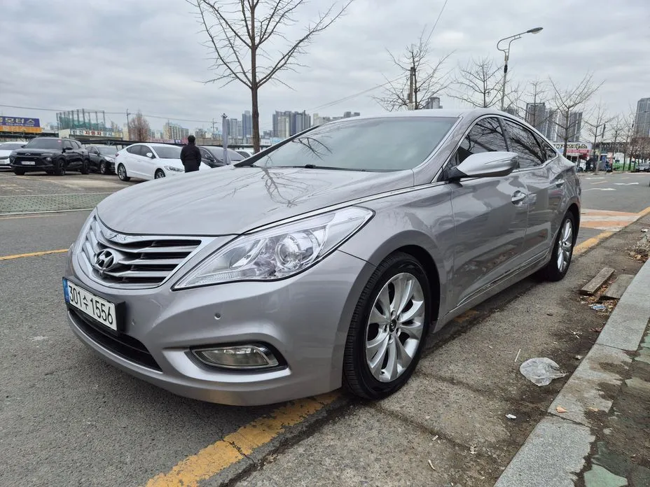 Hyundai Grandeur 2012