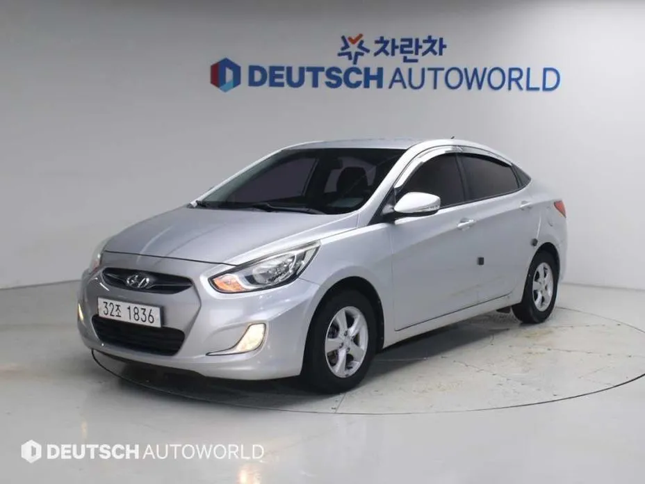 Hyundai Accent 2015