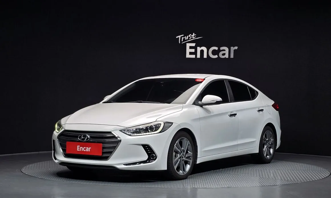 Hyundai AVANTE 2016