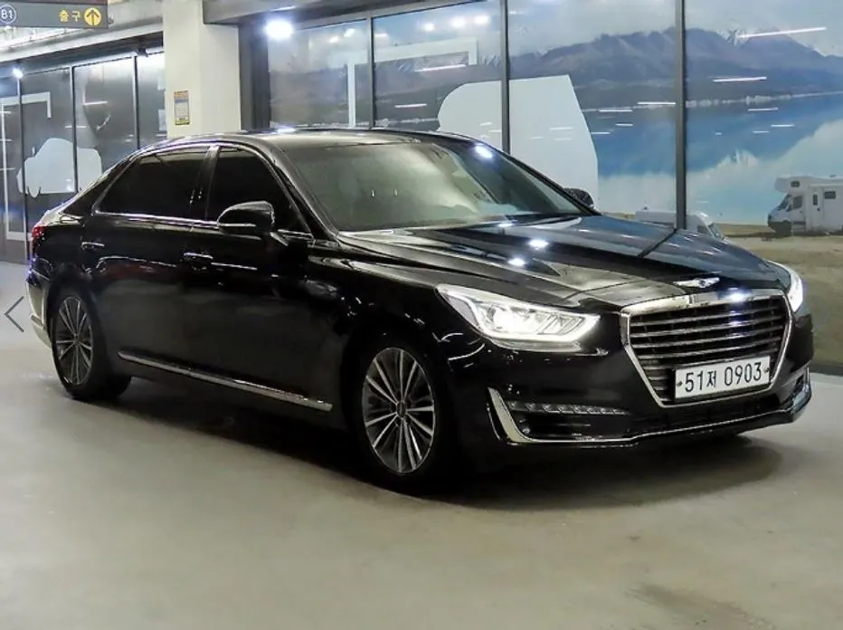 Genesis EQ900 2016