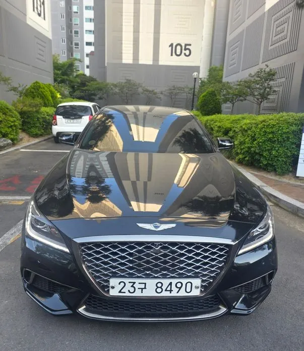 Hyundai Genesis 2015