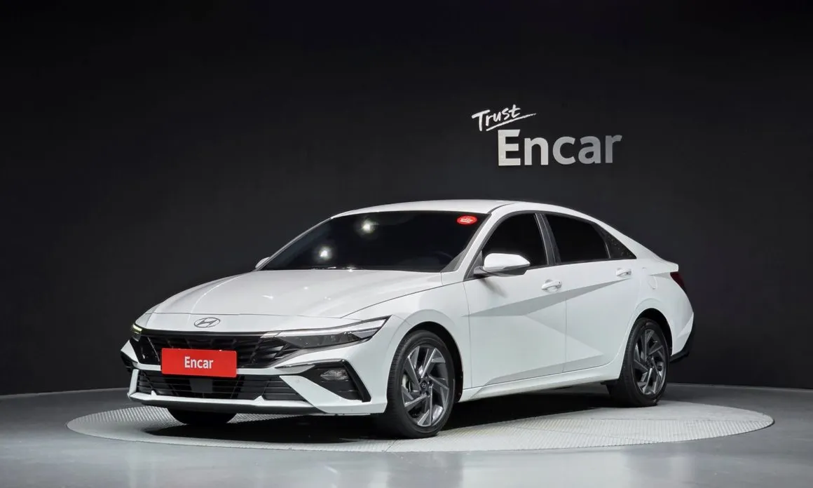 Hyundai AVANTE 2024