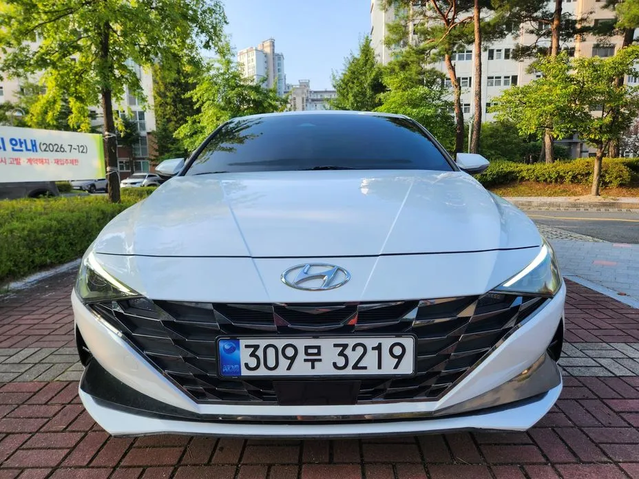 Hyundai AVANTE 2023
