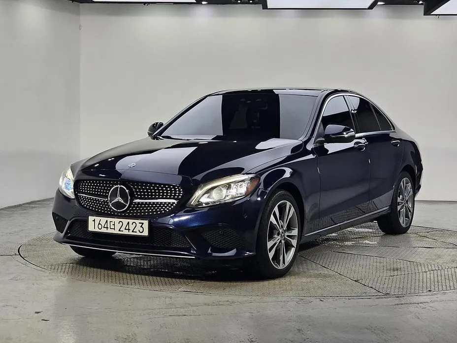 Mercedes-Benz C-Class 2019