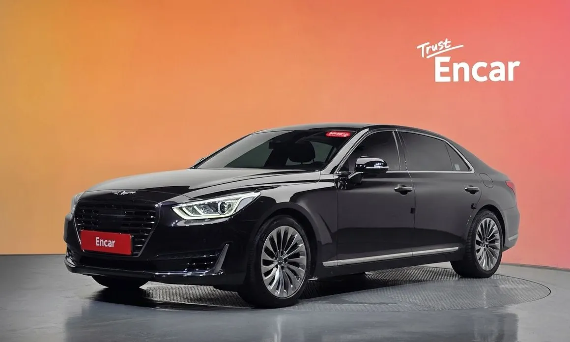 Genesis EQ900 2018