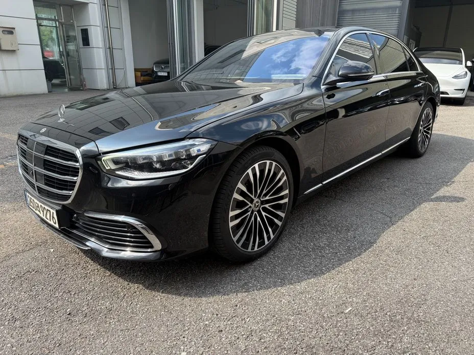 Mercedes-Benz S-Class 2021
