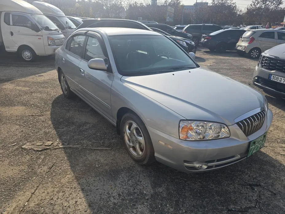 Hyundai AVANTE 2005
