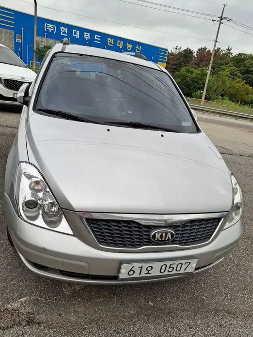 Kia Canival 2013