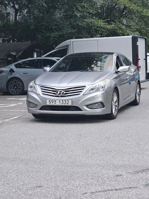 Hyundai Grandeur 2012