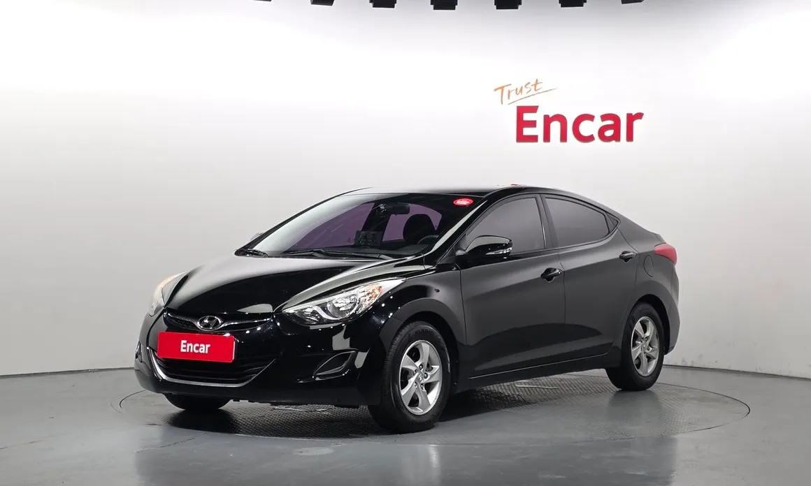 Hyundai AVANTE 2012