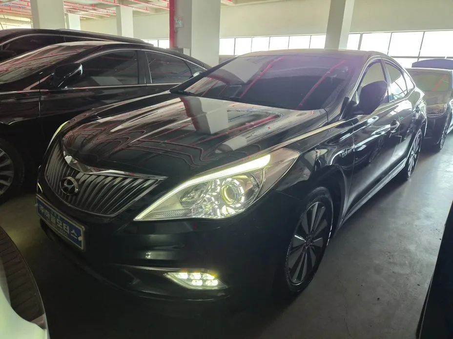 Hyundai Grandeur 2015