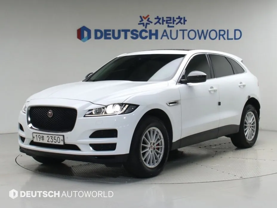 Jaguar F-PACE 2018