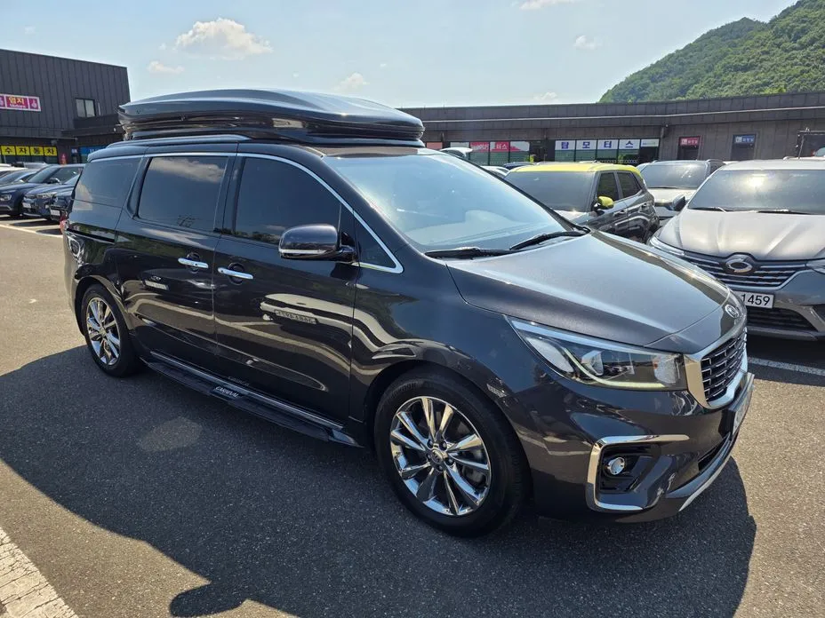 Kia Canival 2019
