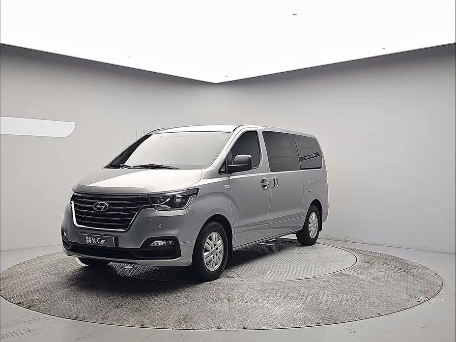 Hyundai Starex 2021
