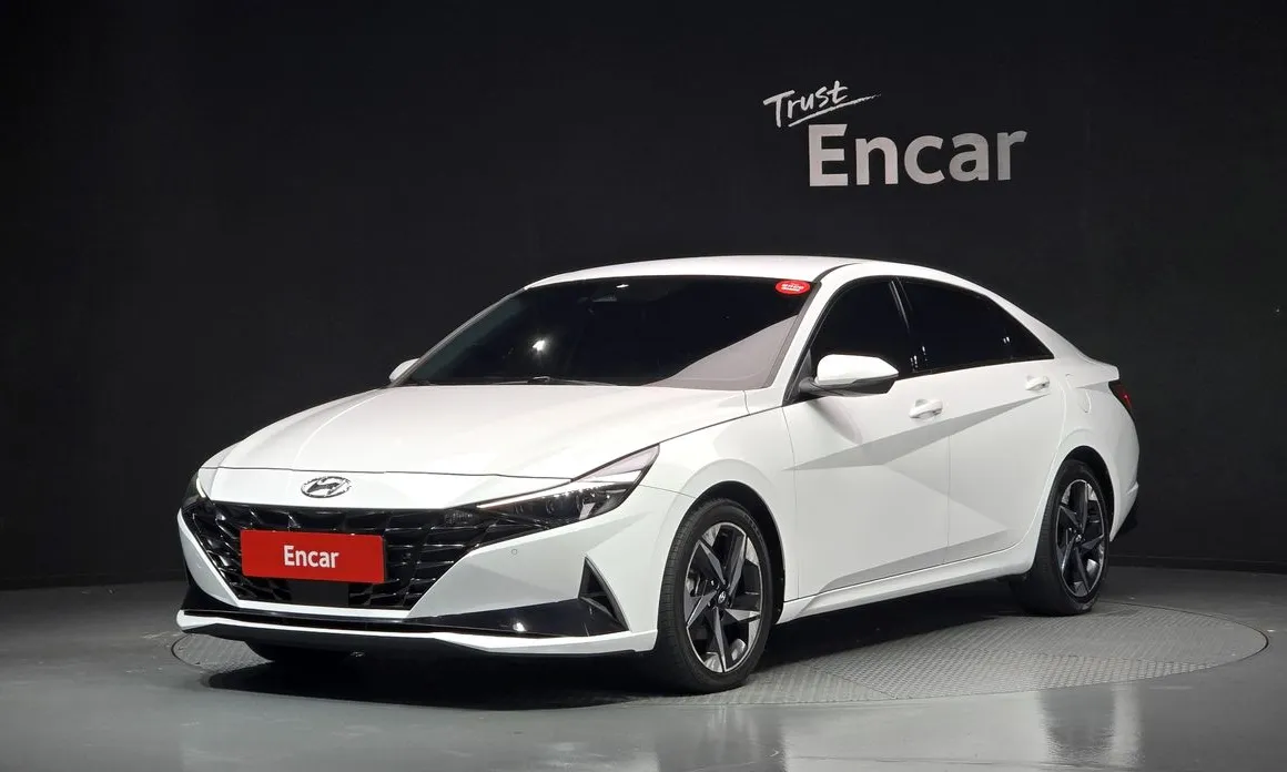 Hyundai AVANTE 2021