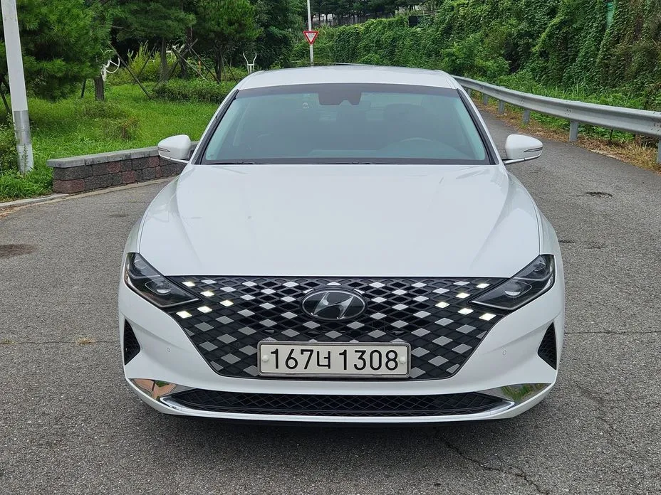 Hyundai Grandeur 2022