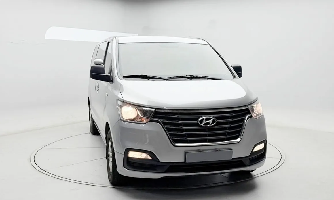 Hyundai Starex 2021