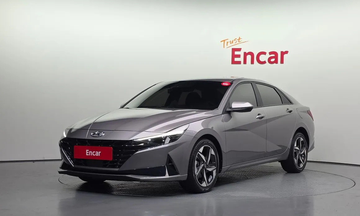 Hyundai AVANTE 2021