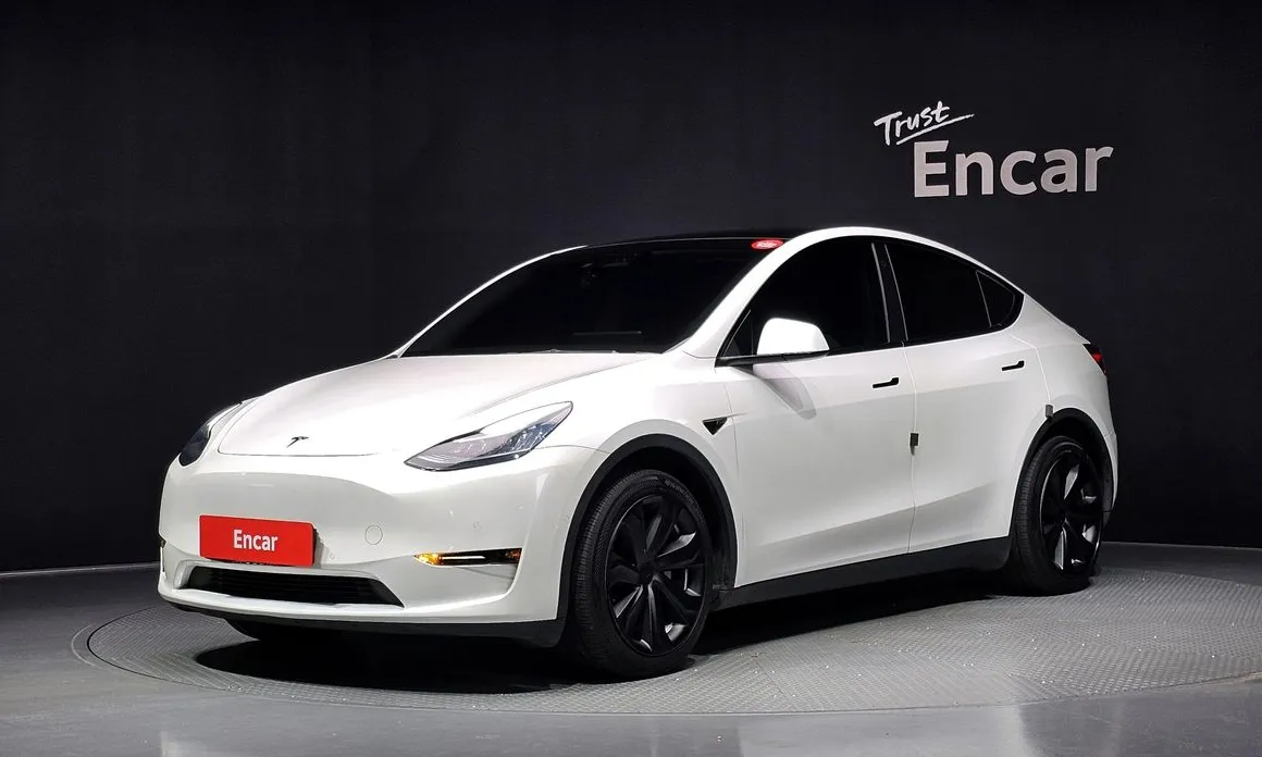 Tesla Model Y 2021