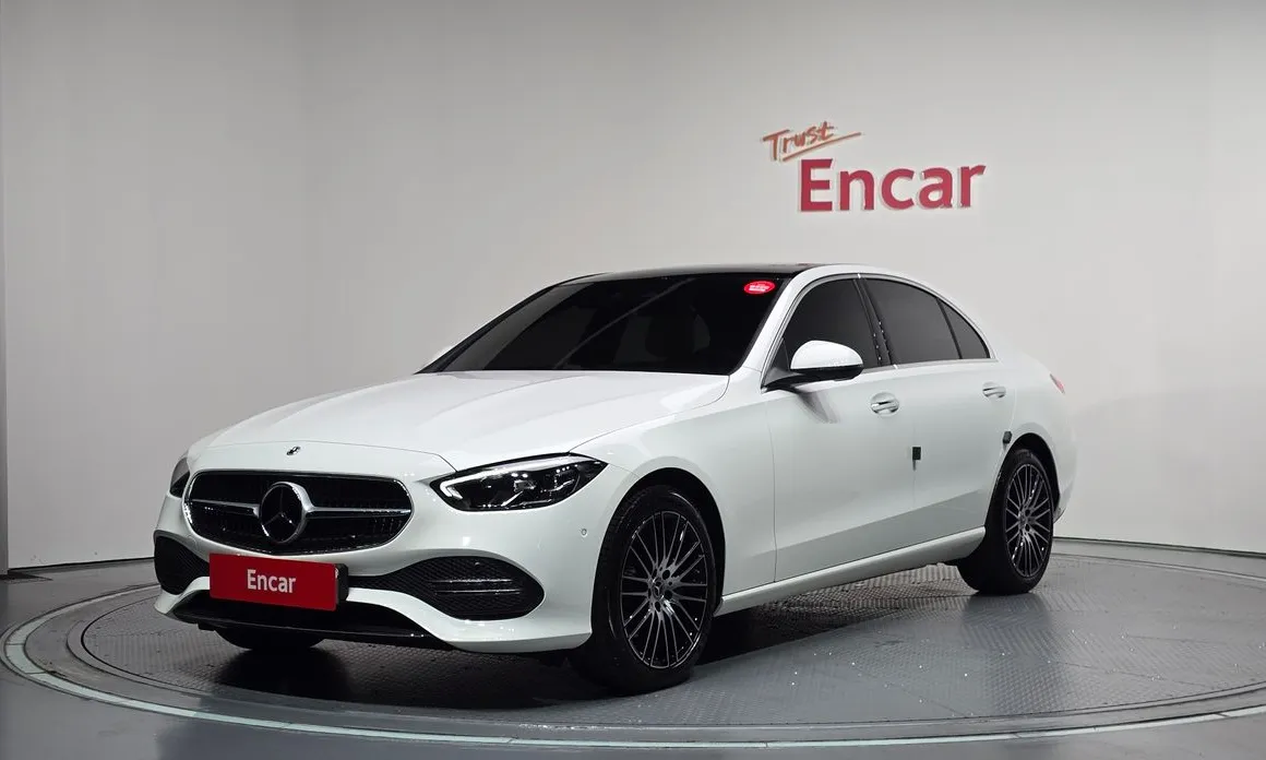 Mercedes-Benz C-Class 2026