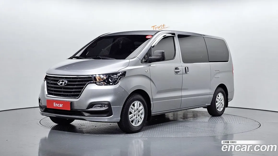 Hyundai Starex 2018