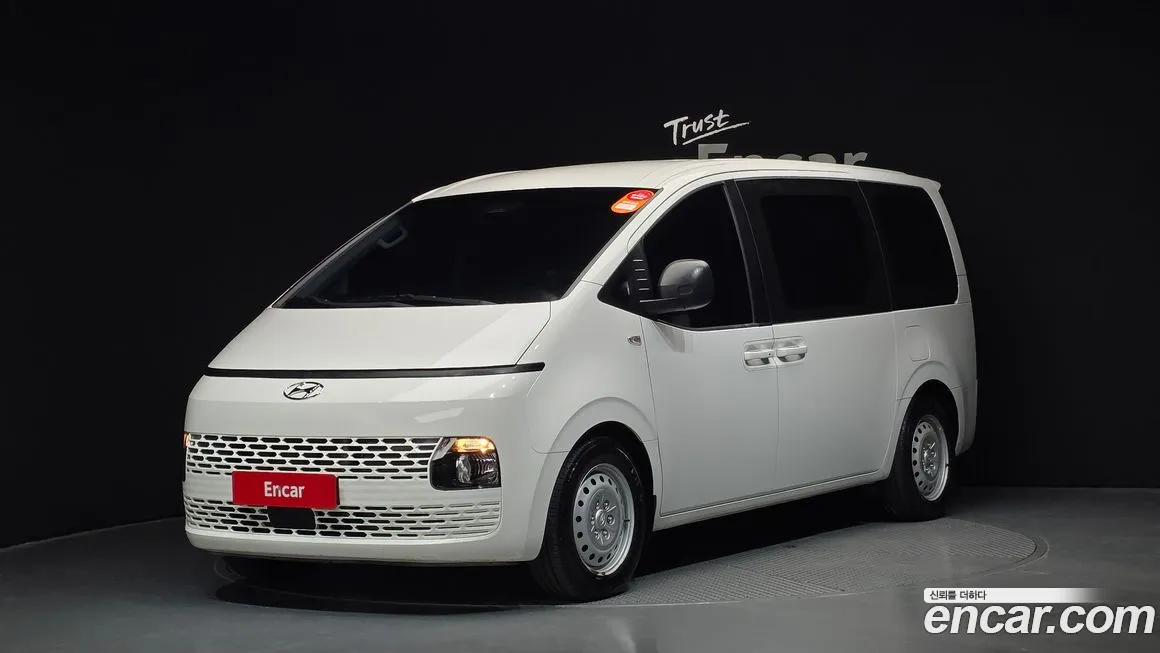 Hyundai Staria 2022