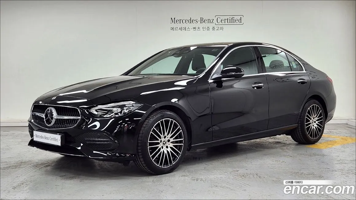 Mercedes-Benz C-Class 2025