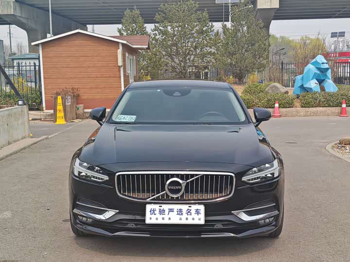 Volvo S90 2019 T5