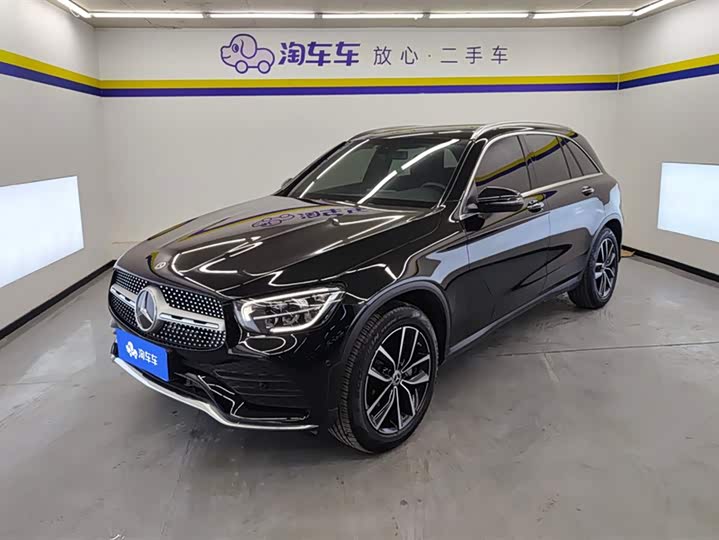 Mercedes-Benz GLC 2022 г. GLC 260 L 4MATIC люксовая комплектация