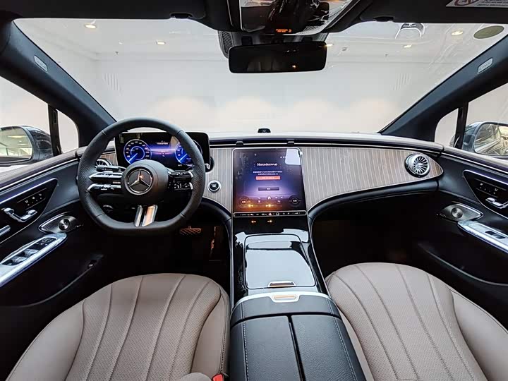 Mercedes-Benz EQE 2025 500 4MATIC