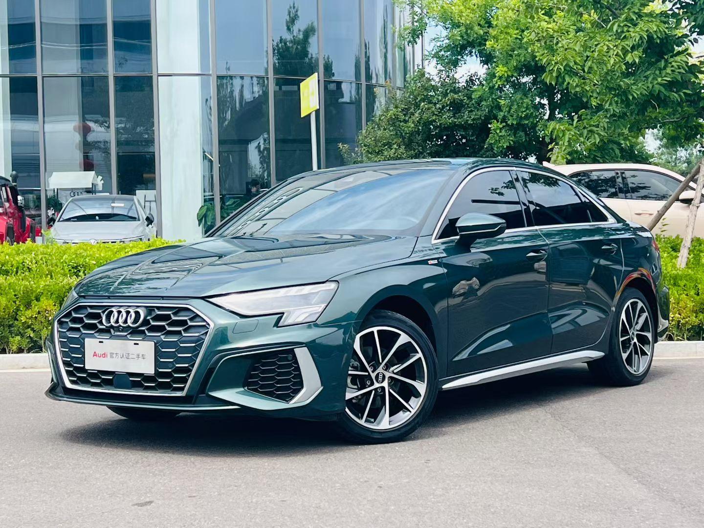 Audi A3 2024 г. Лимузин A3L 35 TFSI Aggressive Sports