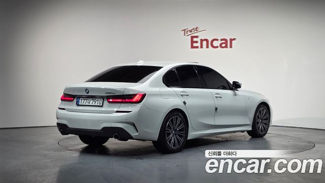 BMW 3-Series 320d M Sport 2020 Гольф-класс